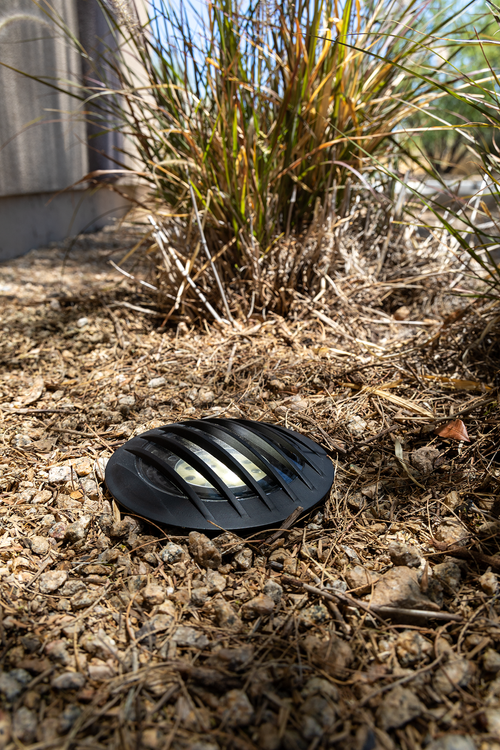 Brilliance - Black Diamond PAR36 Well Light w Flat Grate (No Lamp) - BD-WL-PAR36-FLAT-GR-BK-NL