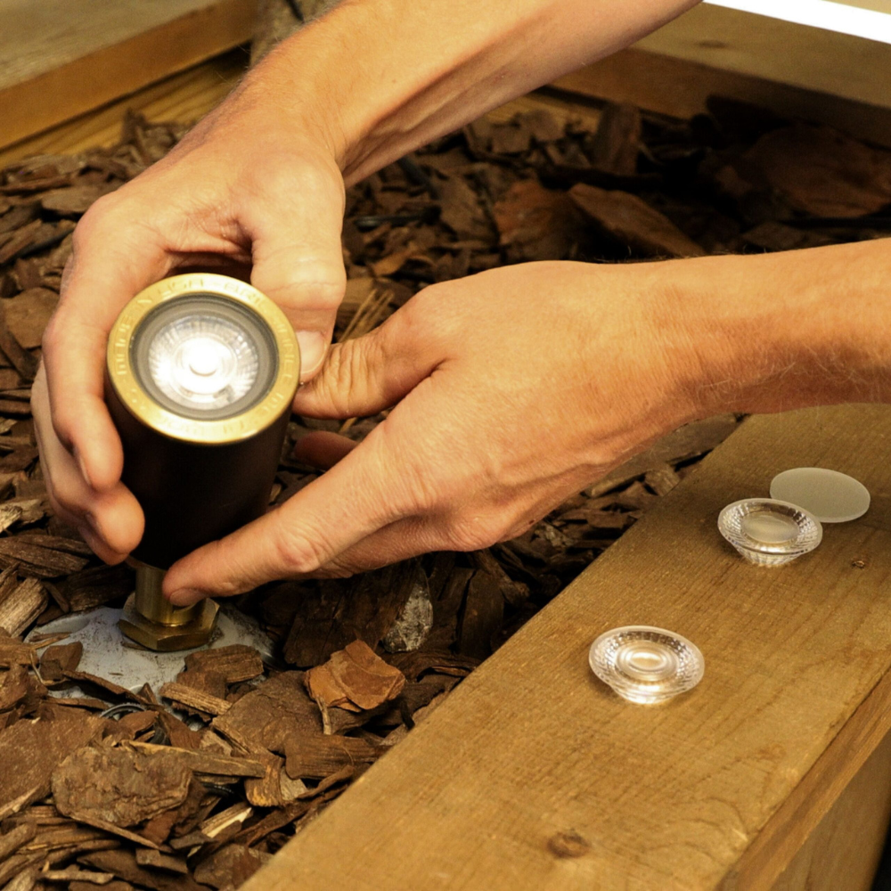 Brilliance - MR16 LED Gen6 Bulb (5 Watt, 3000K, Swappable Optics)