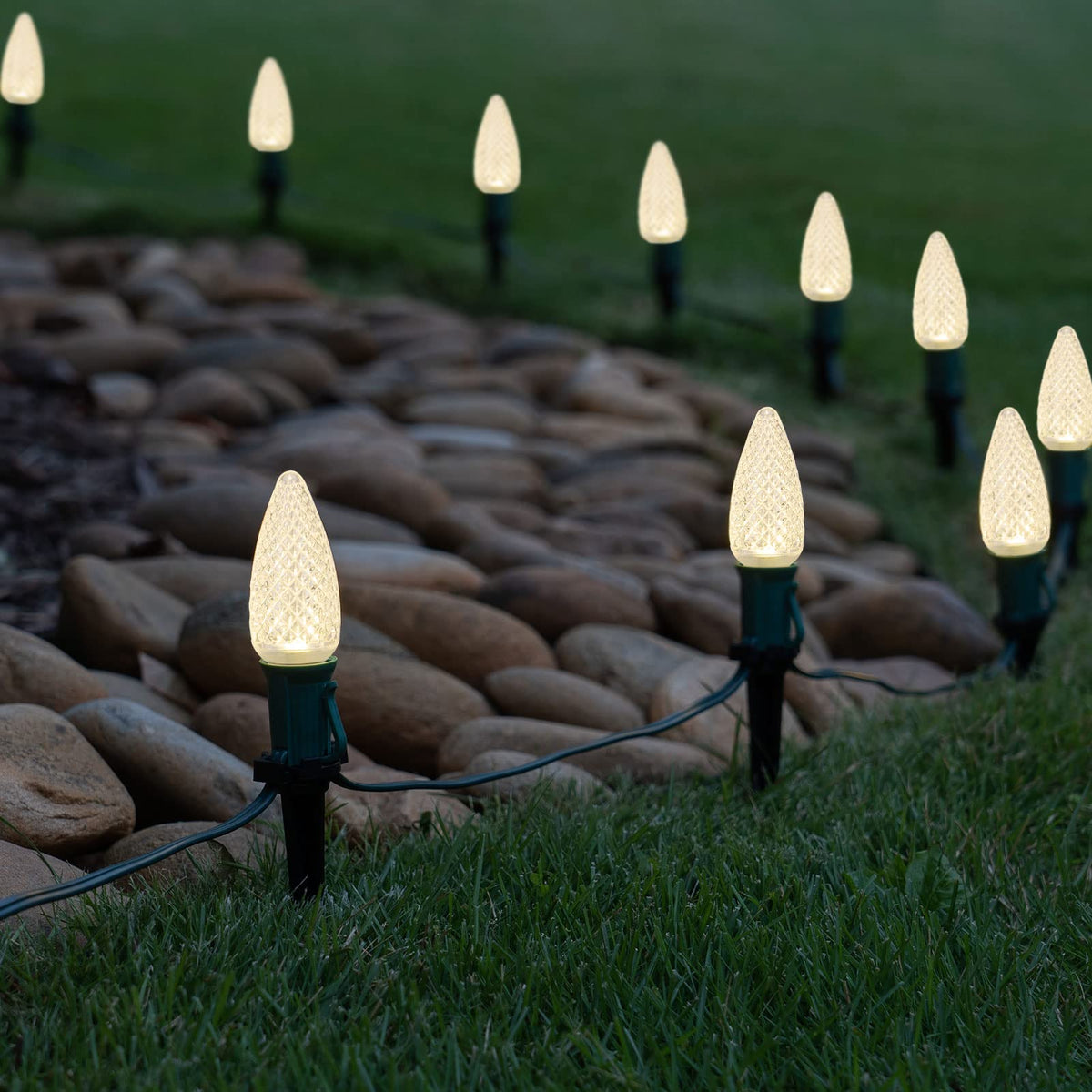 Seasonal Source - 10'' Universal Light Stake (500 Piece Case) - 39177