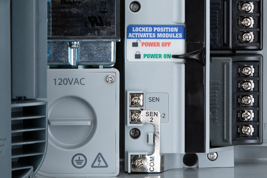 Hunter P2C 400 PRO C 4 Station Outdoor Modular Sprinkler Timer hunter-p2c-400-pro-c-4-station-outdoor-modular-sprinkler-timer